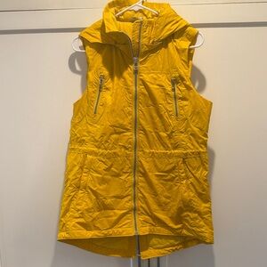 Athleta Yellow Sleeveless Zip-Up Vest with Detachable Hood